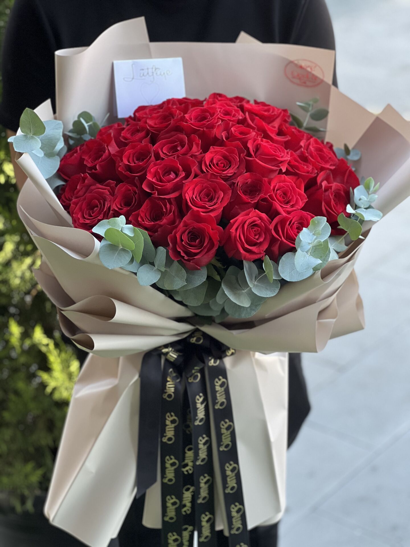 Şık Kırmızı Gül Buketi