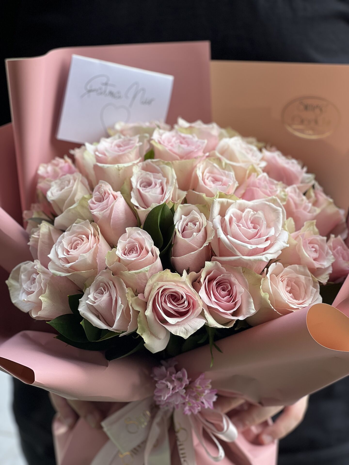 Pudra Pembe Gül Buketi