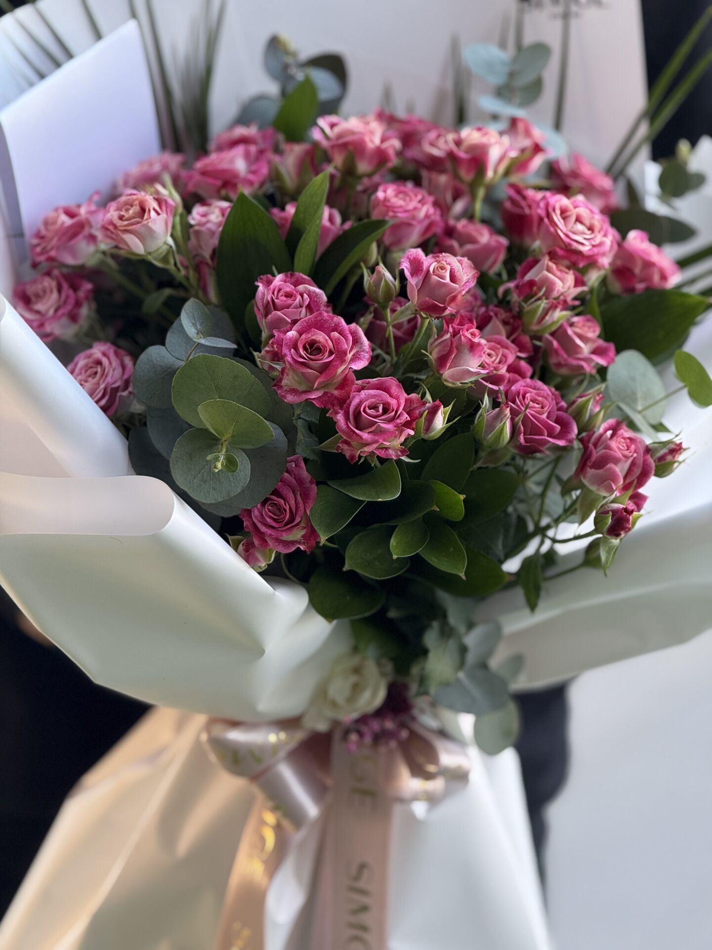 Çardak gülü buketi