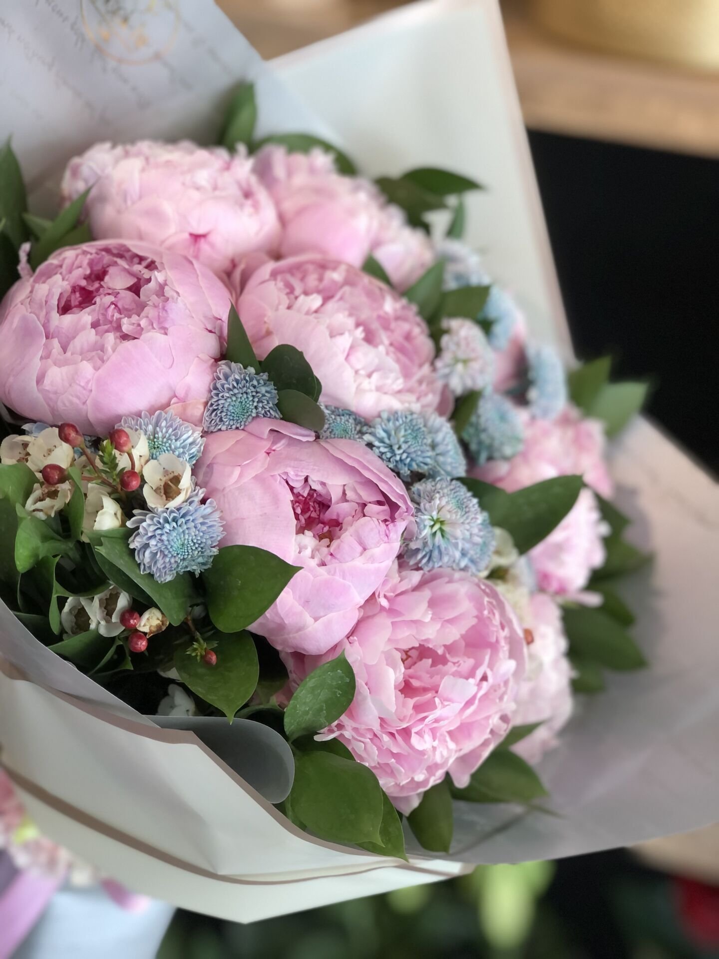 Pembe gökyüzü Şakayık Buketi