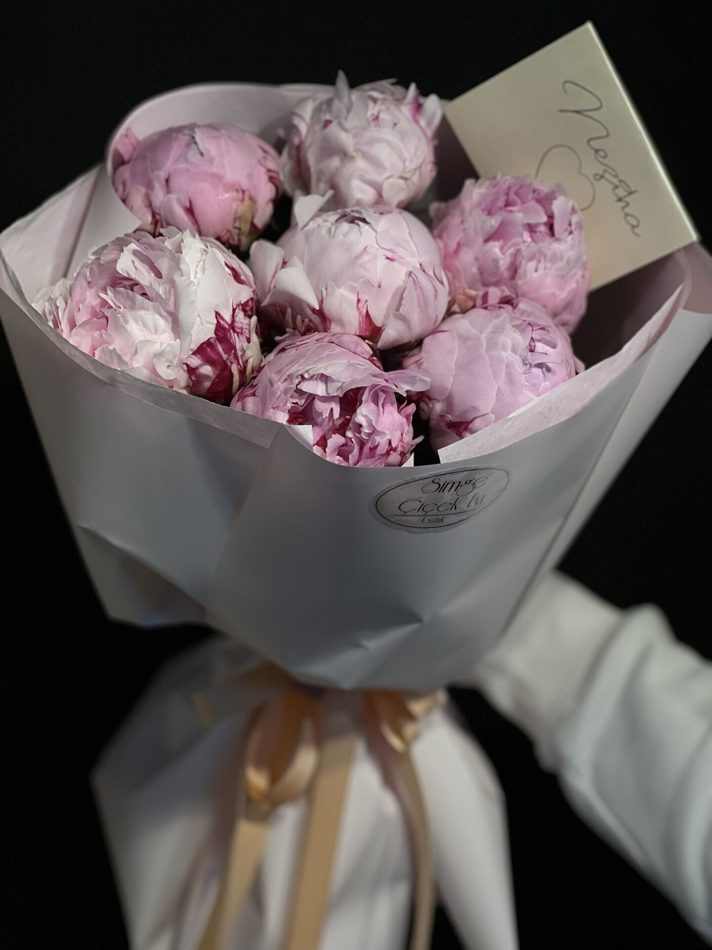 İnci Pembesi Şakayık Buketi