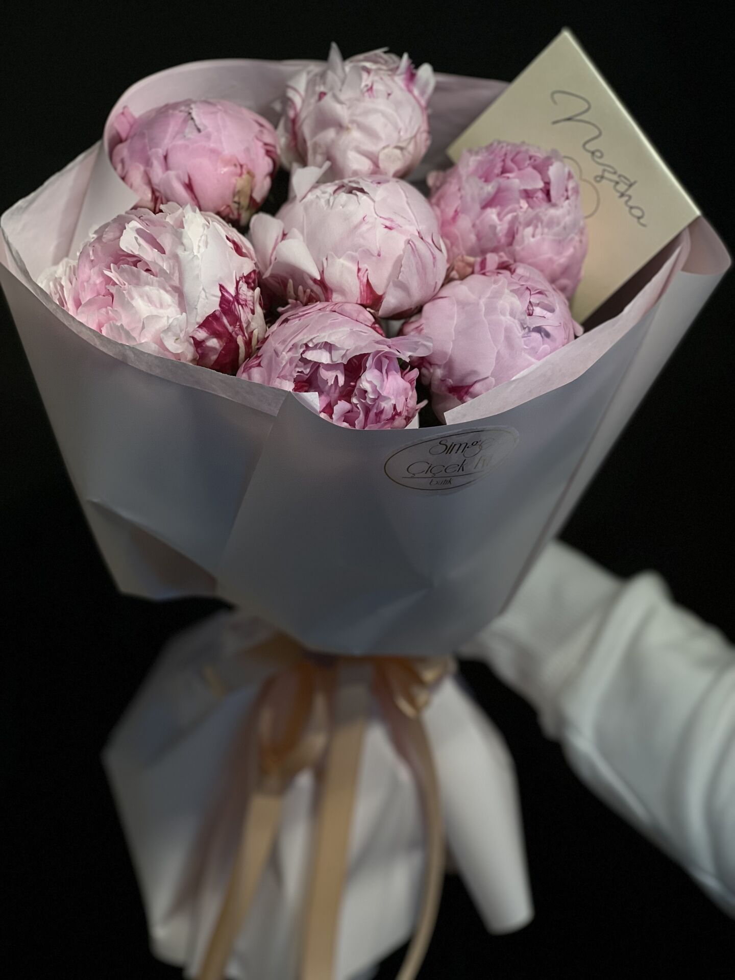 İnci Pembesi Şakayık Buketi