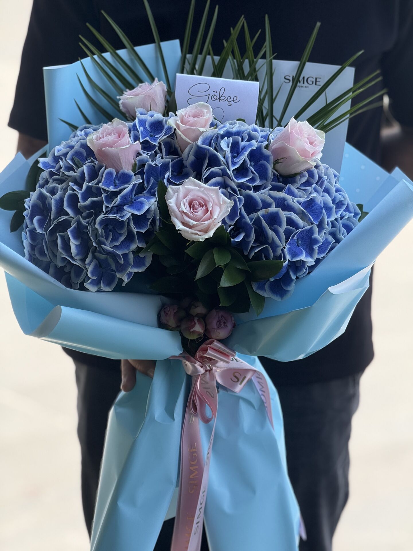 Sonsuzluk Işığı Mavi Ortanca ve Pembe Gül