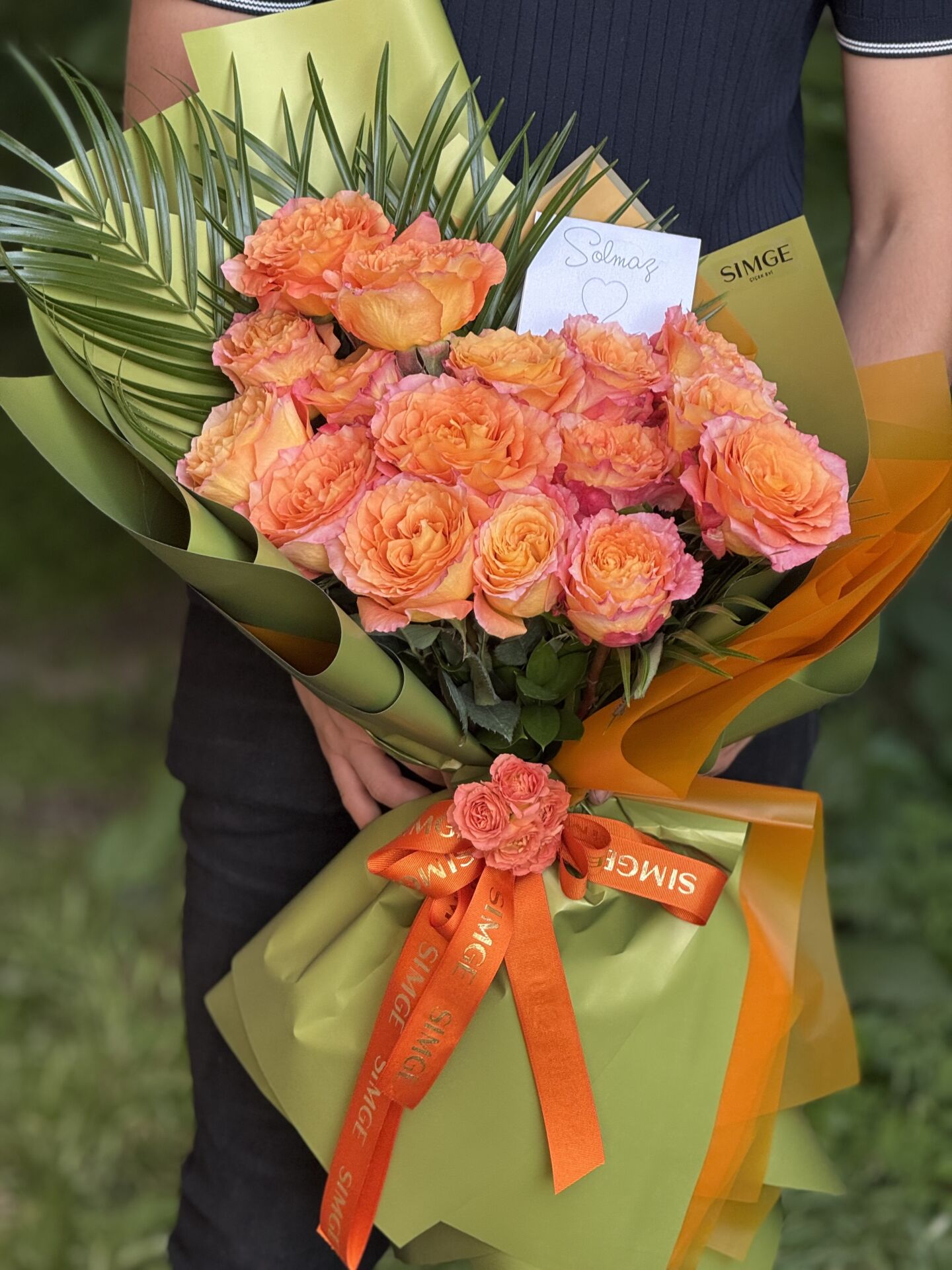 Flamme d’Or Turuncu Gül Buketi