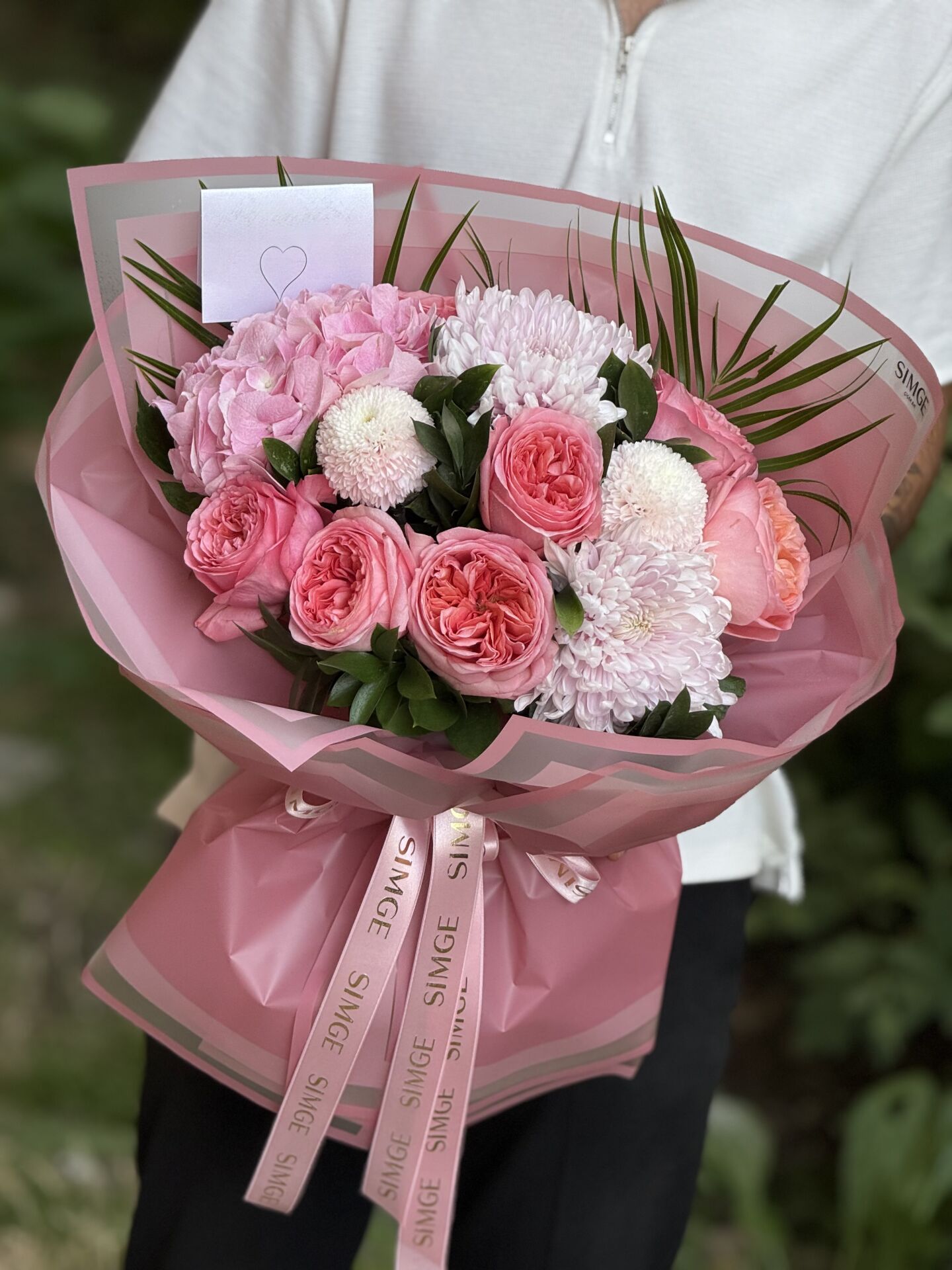 X-Pression Gül ve Anastasialar