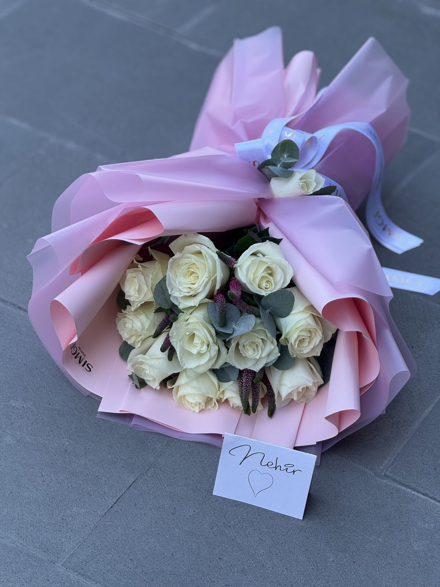 11’li Beyaz Gül Buketi