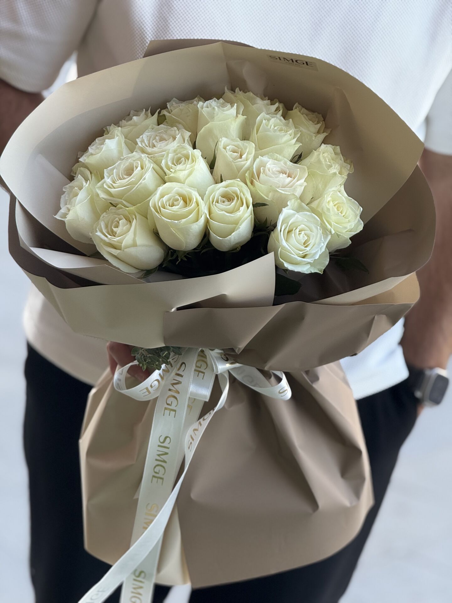 Ivory Snow Beyaz Gül Buketi