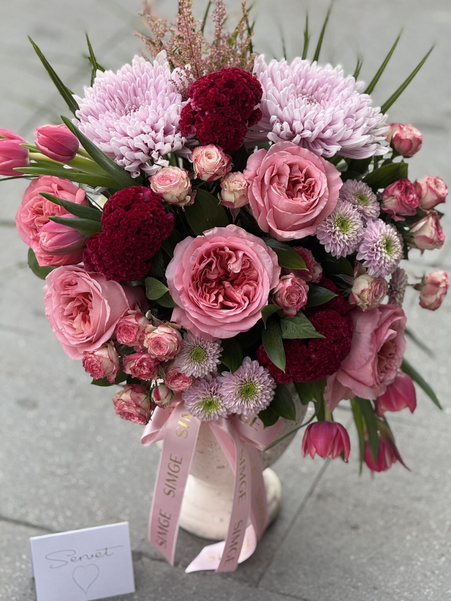 Wishper Safrron Çiçek Aranjmanı