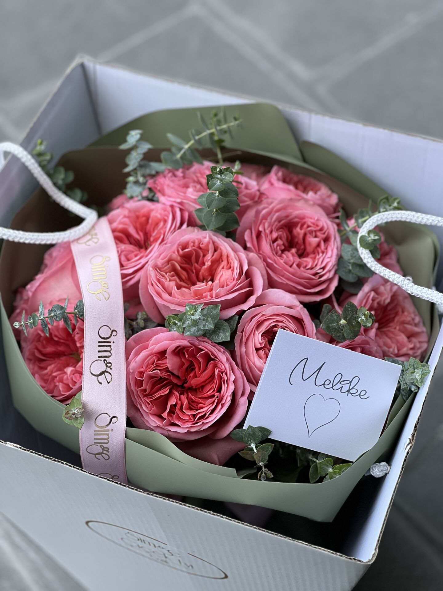 X-pression Pembe Gül Buketi