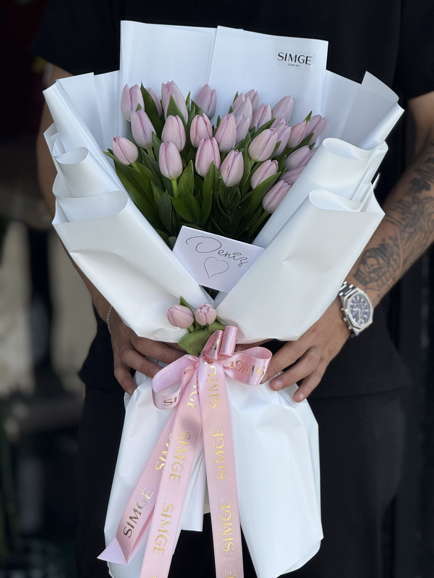 Pembe Lale Buketi
