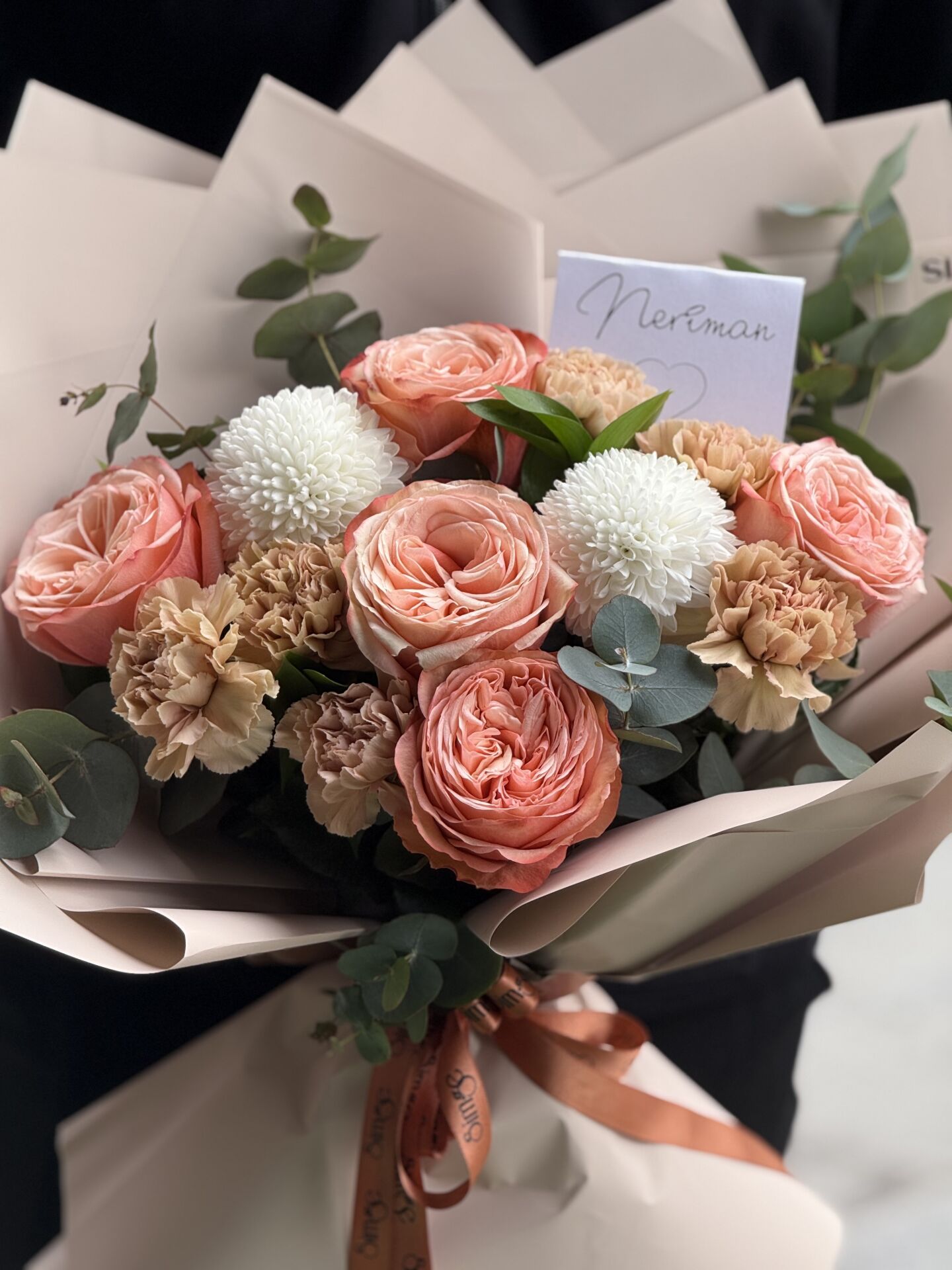 Gül ve Anastasiaların Muhteşem Uyumu