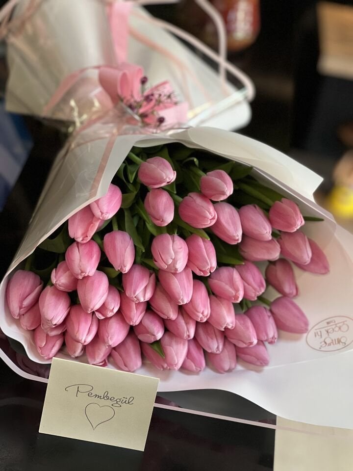 50’li Pembe Lale Buketi