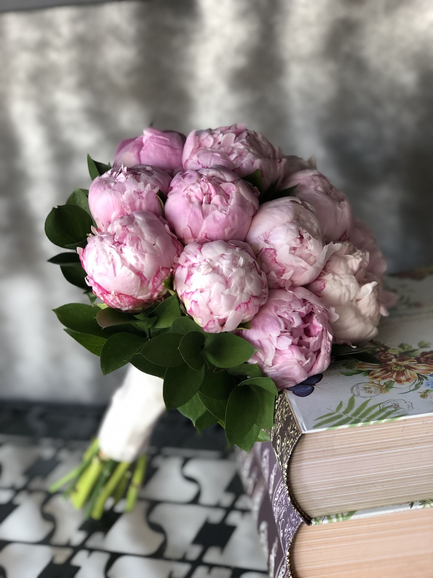 Pembe Rüya Şakayık Buketi