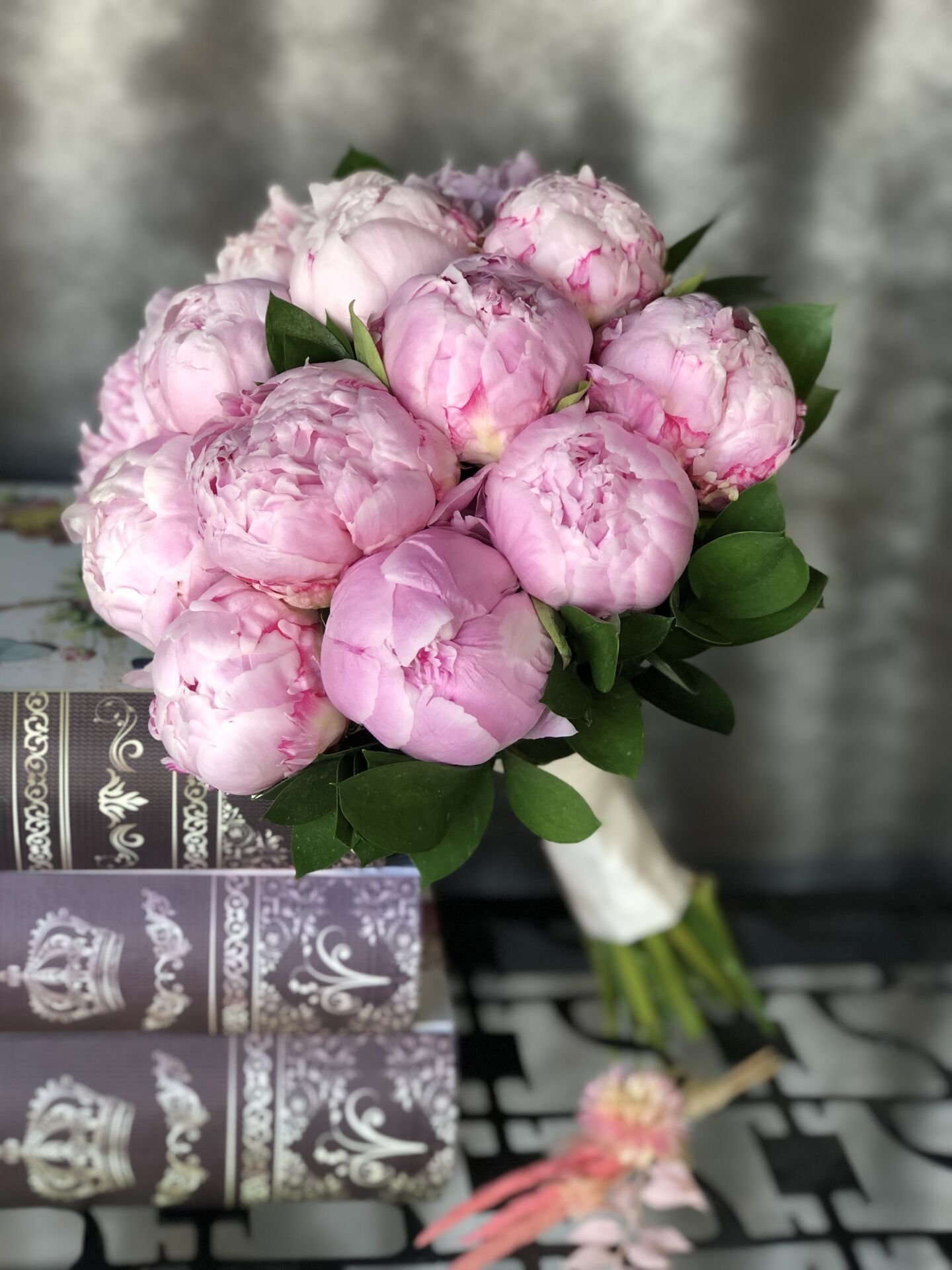 Pembe Rüya Şakayık Buketi