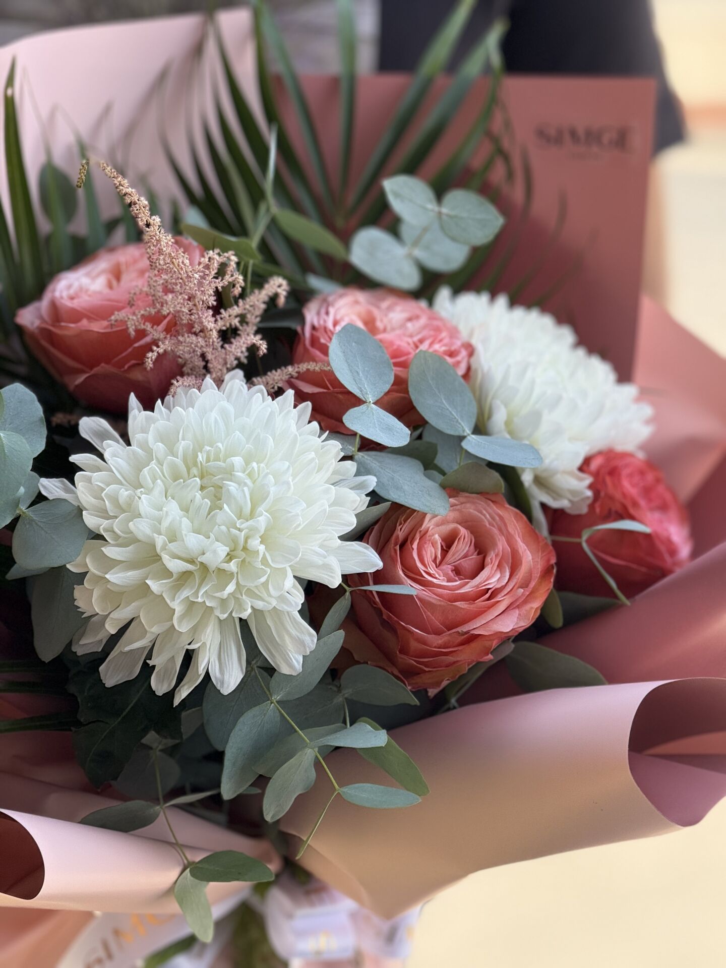 Kahala Gül ve Beyaz Anastasia Buketi