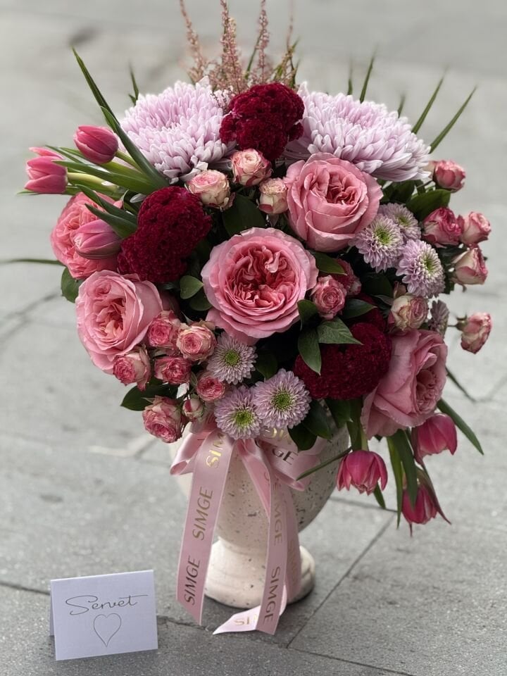 Wishper Safrron Çiçek Aranjmanı