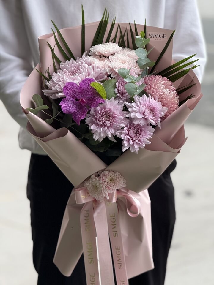 Golden Leaf Çiçek buketi