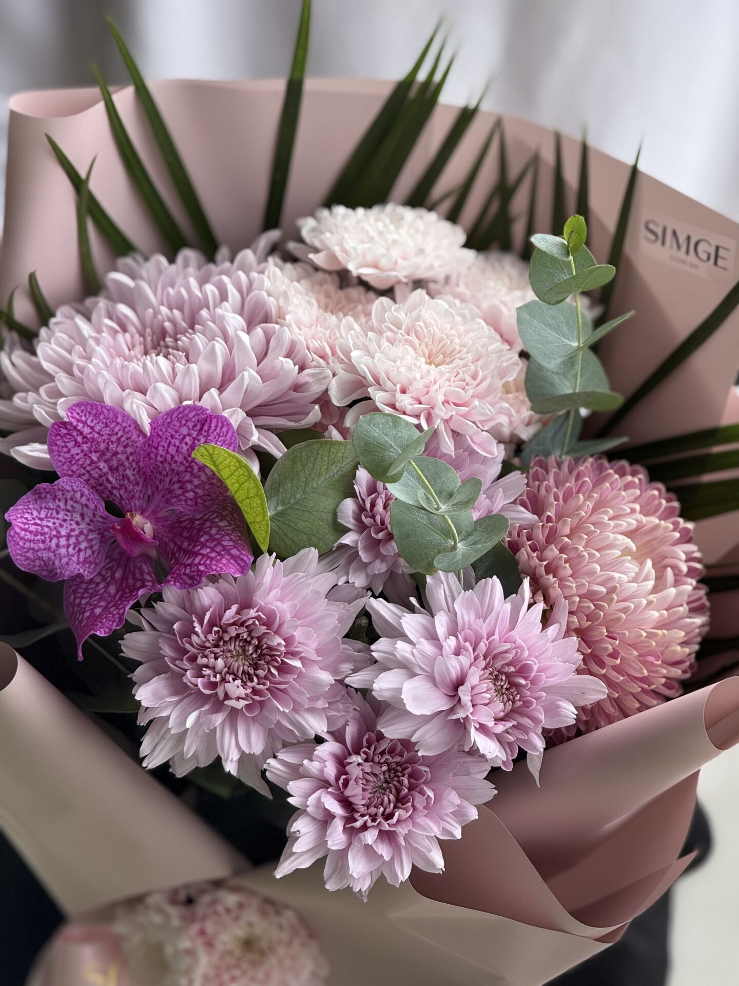 Golden Leaf Çiçek buketi