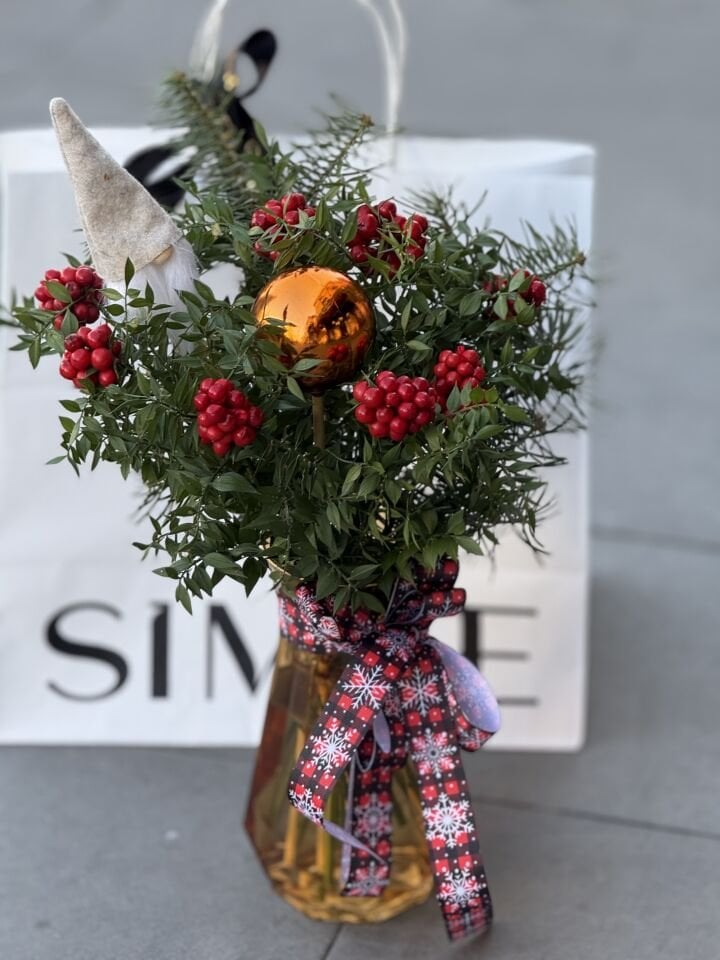 Cam Vazolu Kokina Aranjman