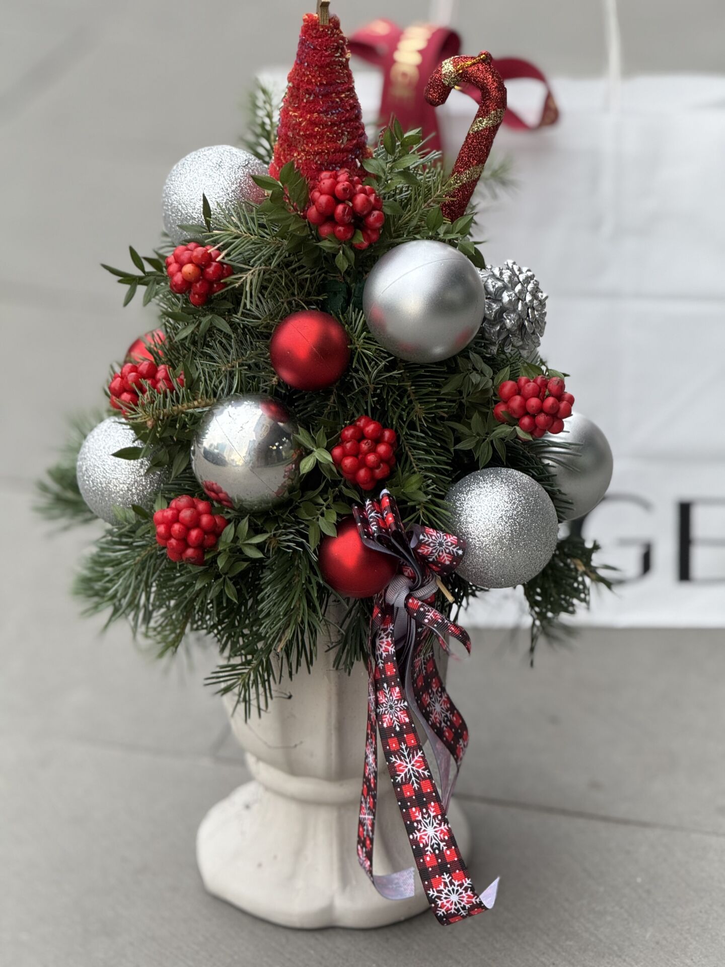 Vazoda Yeni Yıl Ağacı