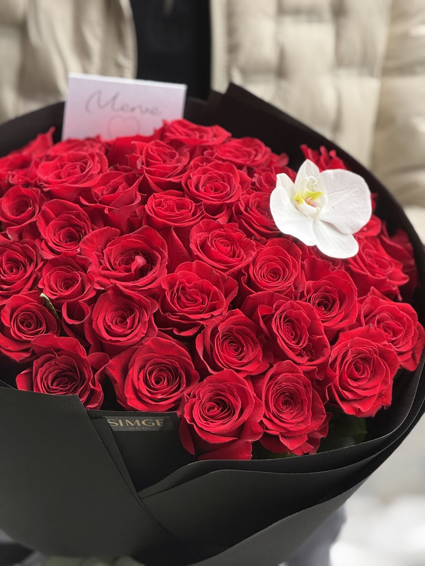 Aura Red Roses Kırmızı Gül Buketi