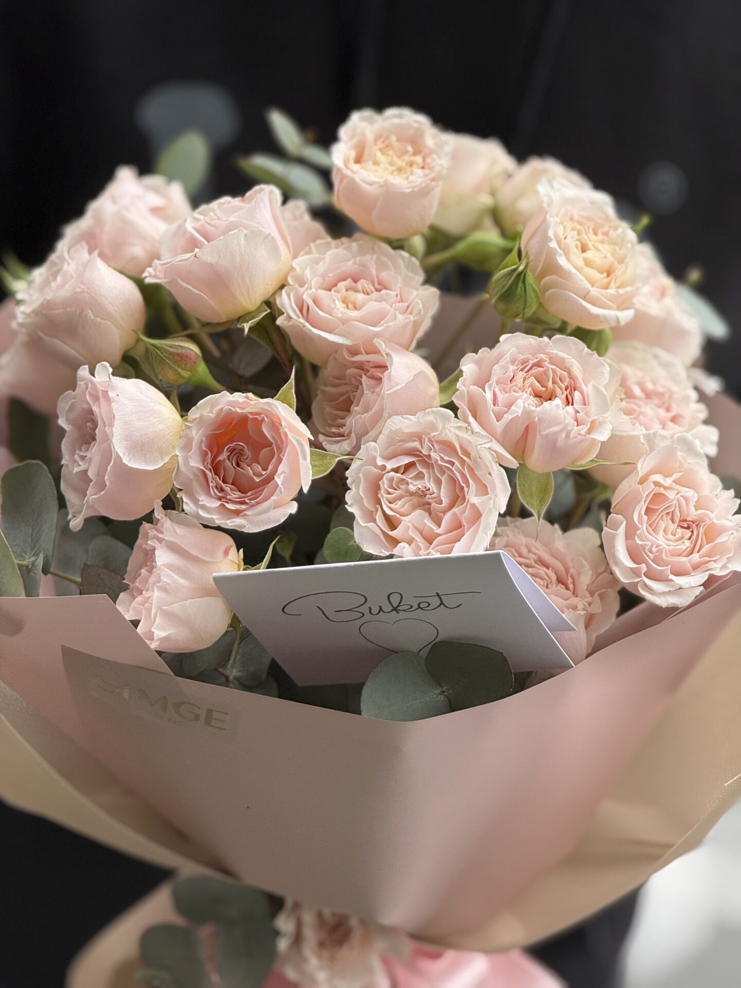 Fleur Pembe Çardak Gül Buketi