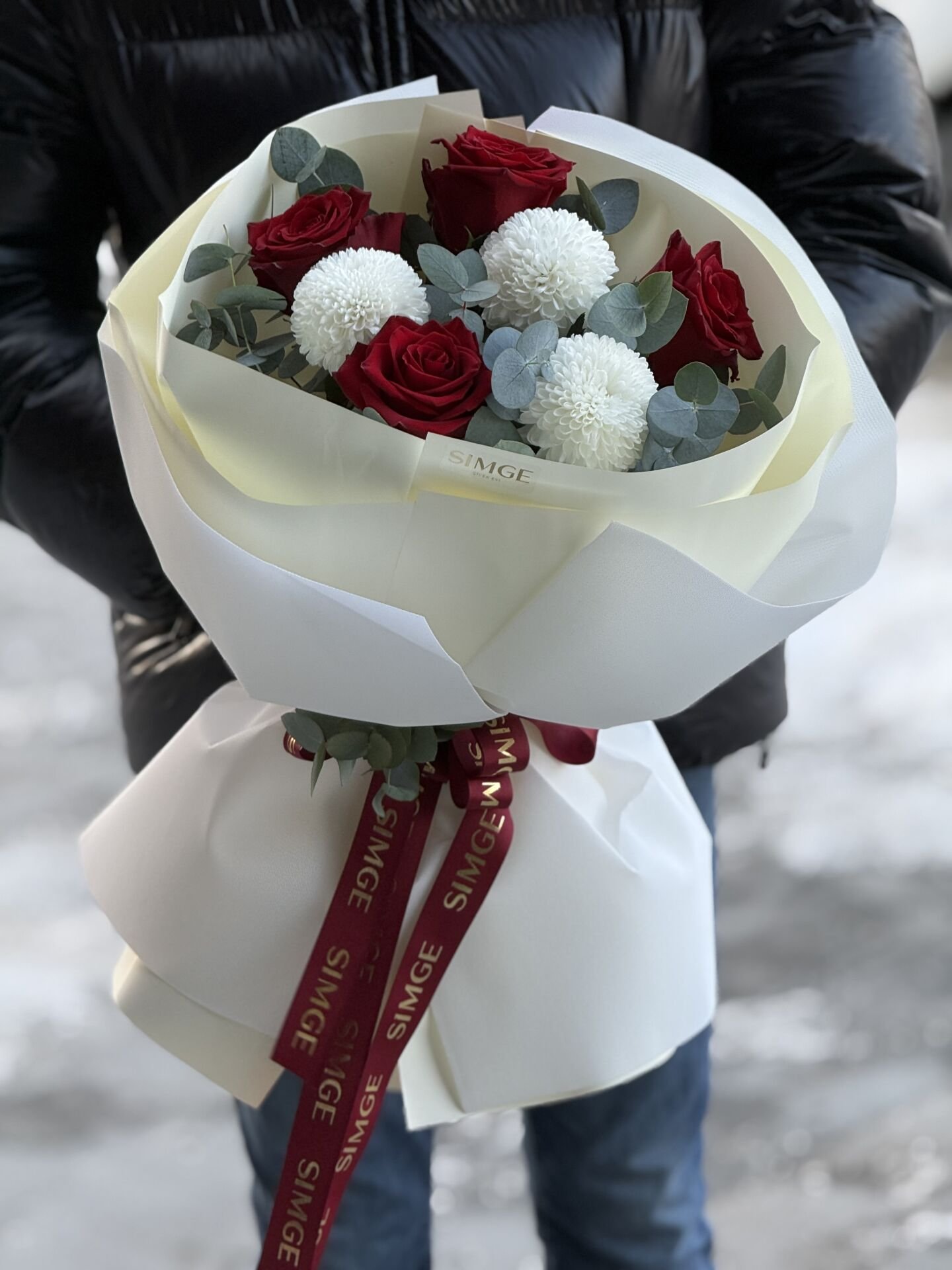 Fleur Beyaz Anastasia Ve Kırmızı Gül Buketi