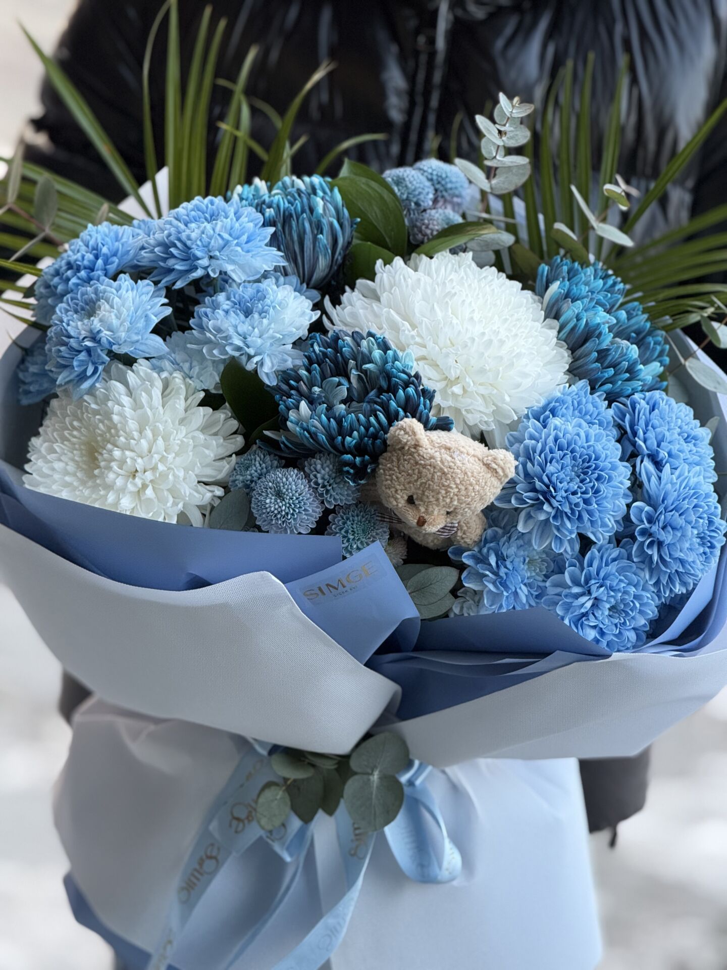 Aura Mavi Düş Ayıcıklı Çiçek Buketi