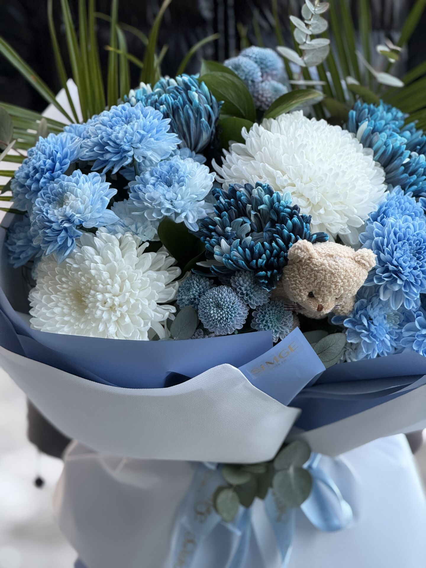 Aura Mavi Düş Ayıcıklı Çiçek Buketi