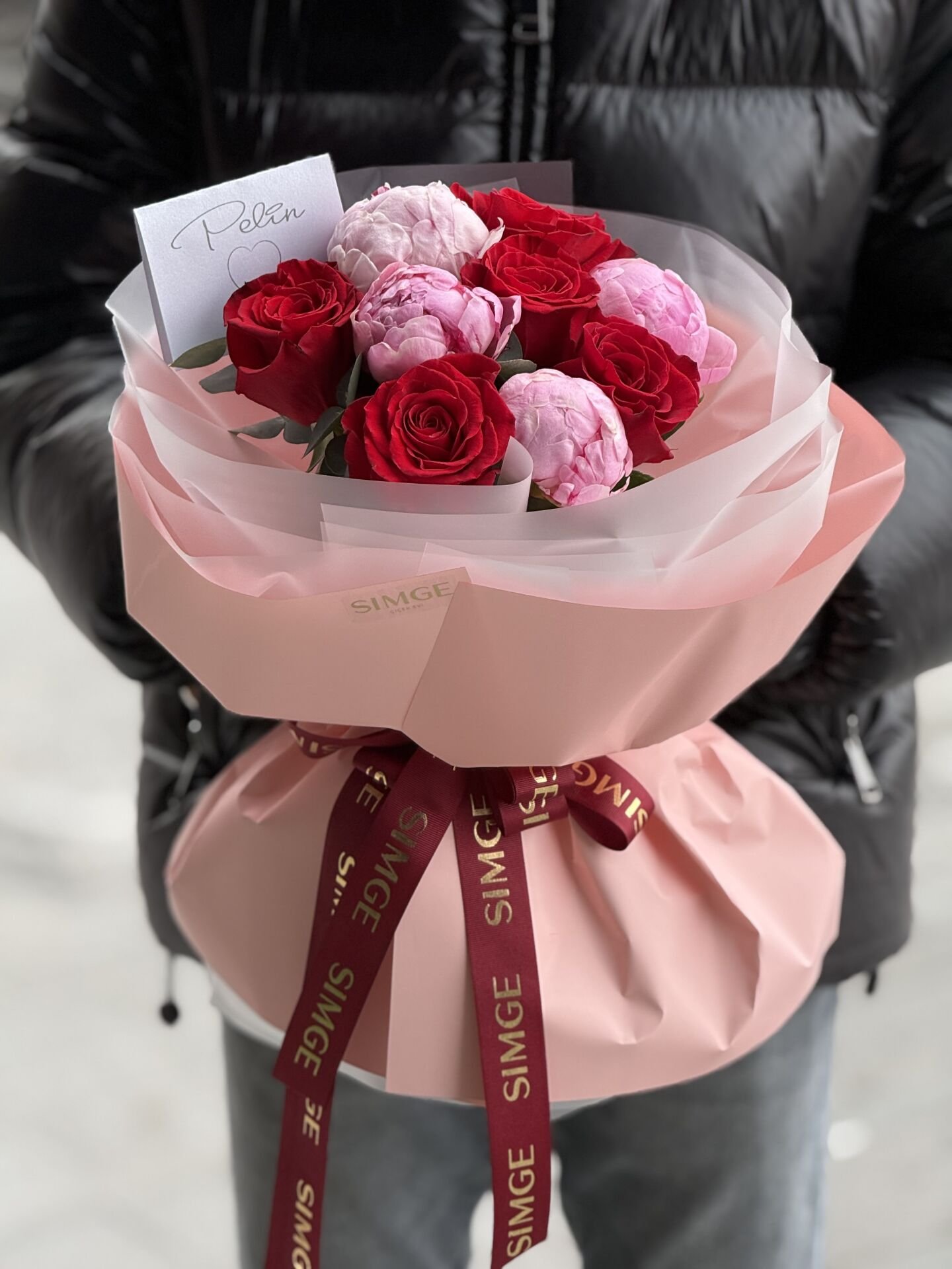 Aura Pembe Şakayık Ve Kırmızı Gül Buketi