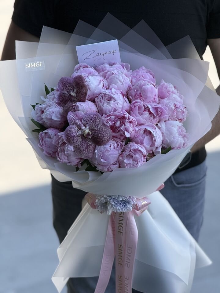Aura Pembe Şakayık Buketi