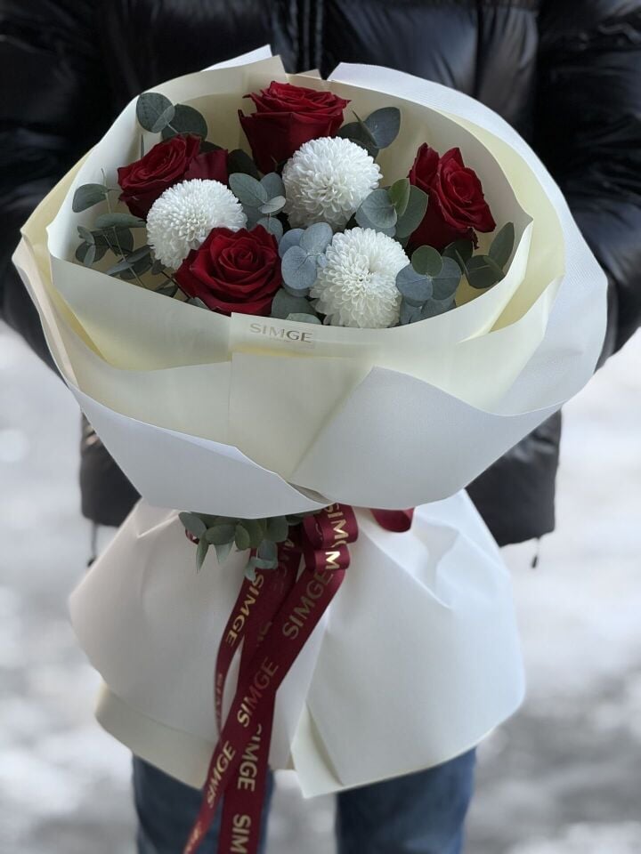 Fleur Beyaz Anastasia Ve Kırmızı Gül Buketi