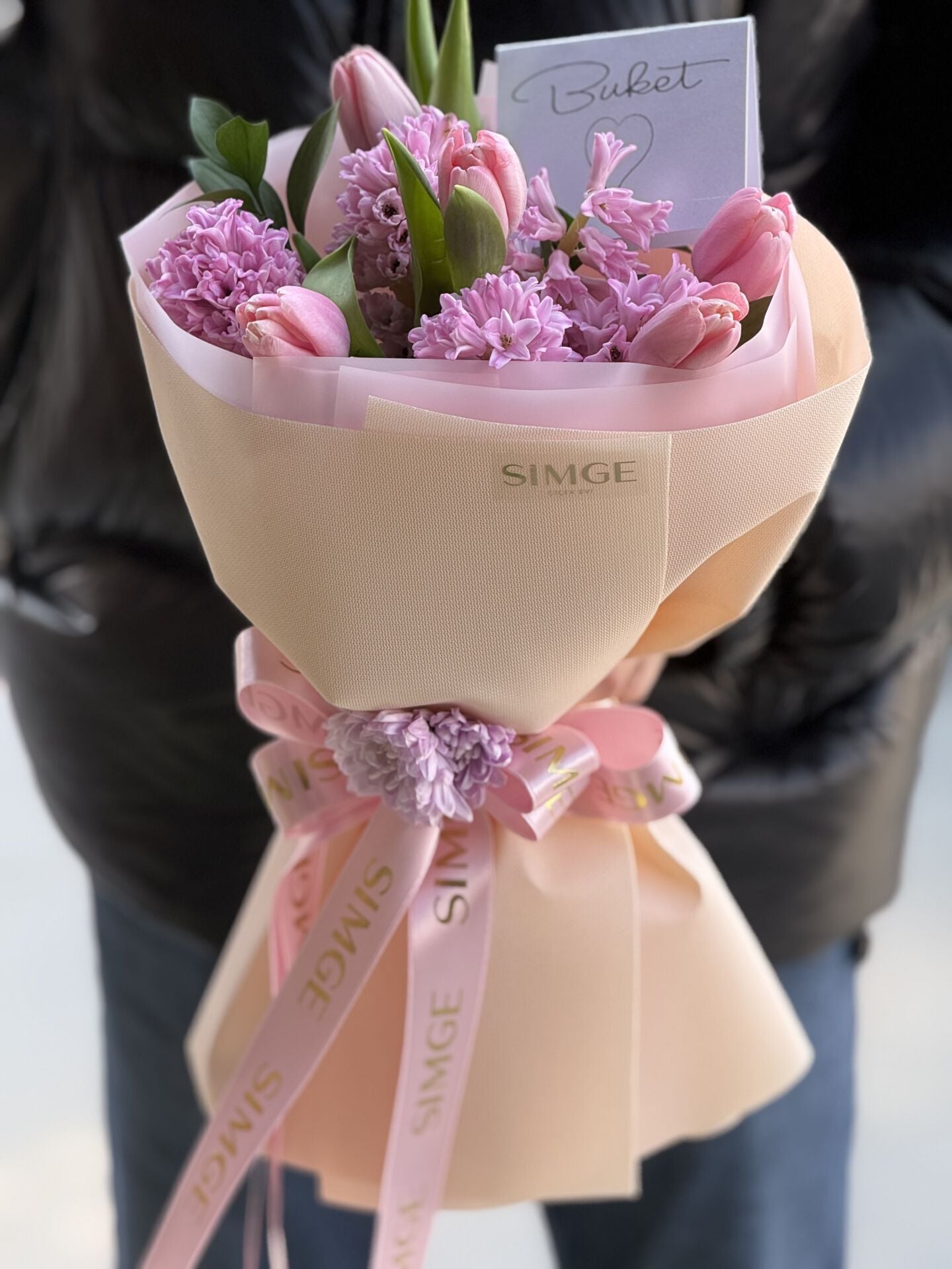 Fleur Mis Kokulu Pembe Sümbüller Ve Lale