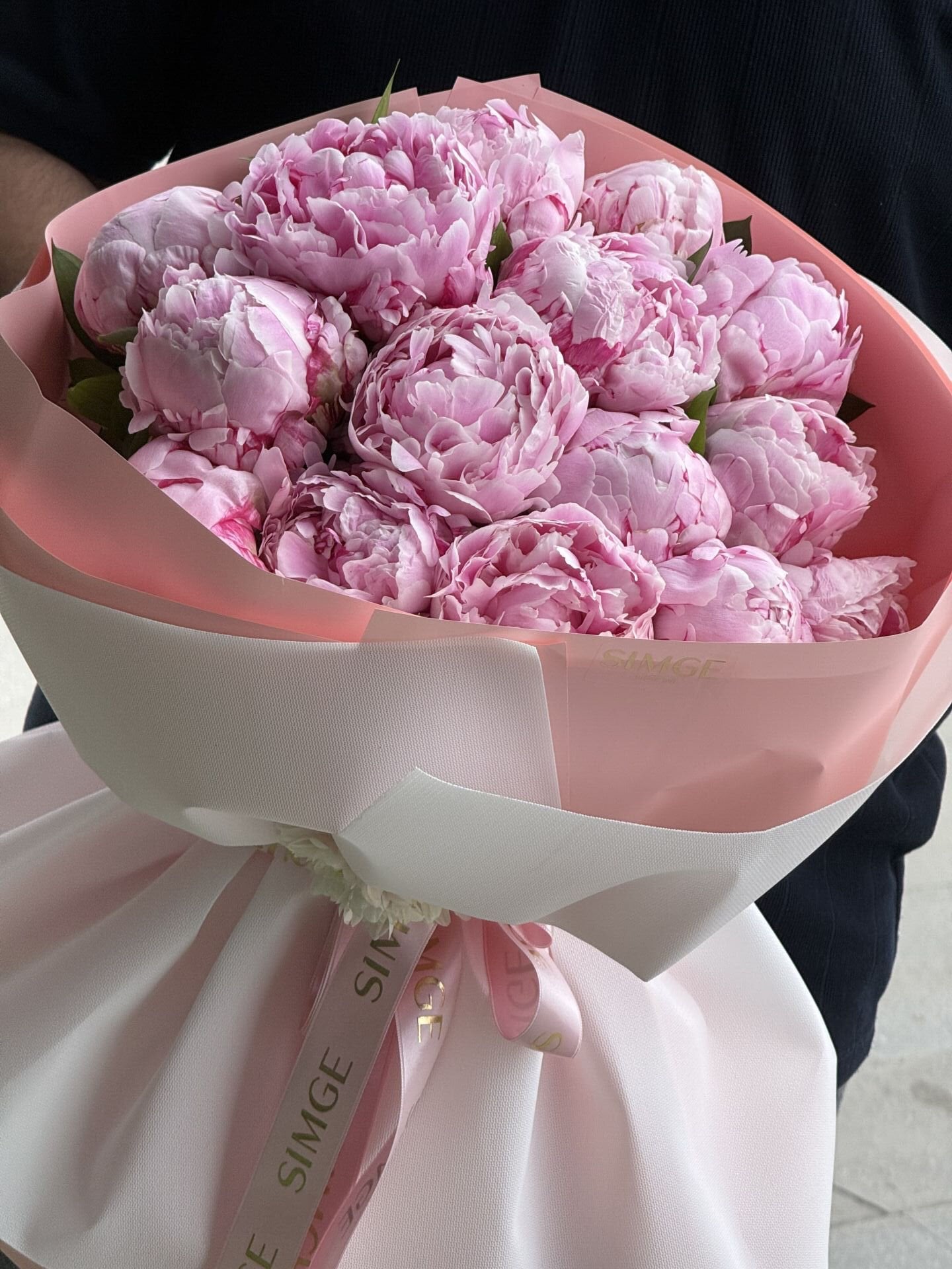 Aura Pembe Şakayığın Zerafeti Buketi